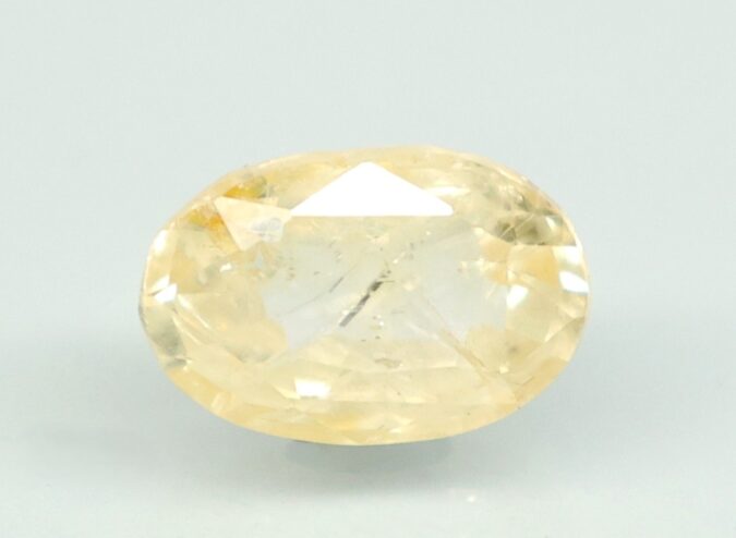 YELLOW SAPPHIRE 4.47 Ct. 1 NYSPG8974 1 YELLOW SAPPHIRE 4.47 Ct.