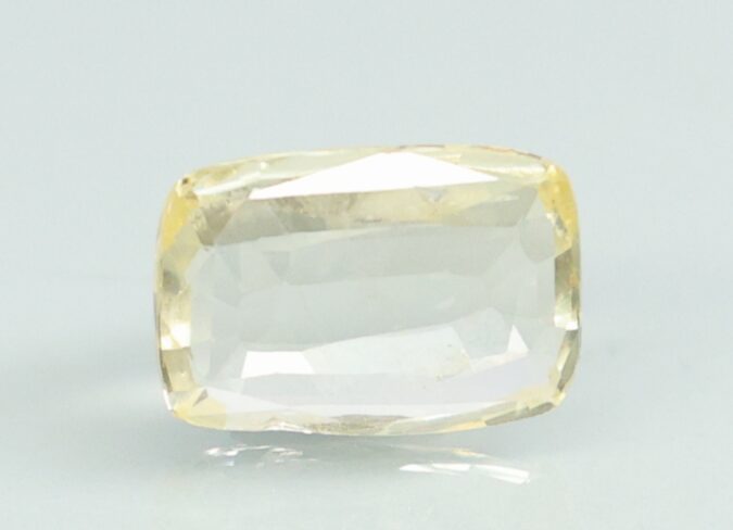 YELLOW SAPPHIRE 3.07 Ct. 1 NYSPG8976 1 YELLOW SAPPHIRE 3.07 Ct.
