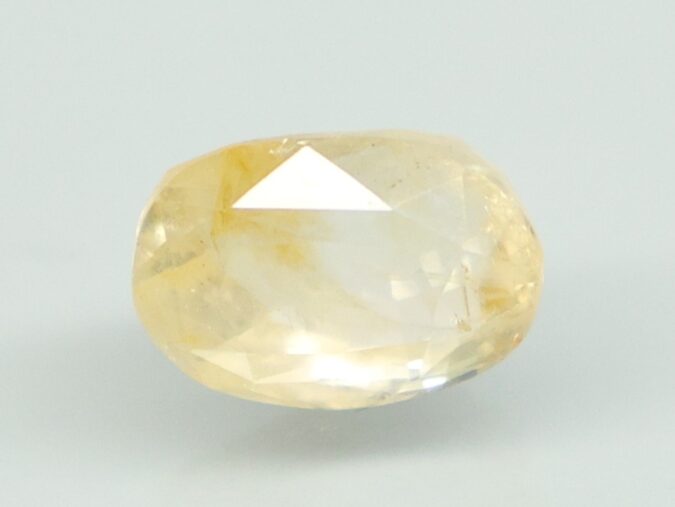 SAP41951K 1 YELLOW SAPPHIRE 3.54 Ct.