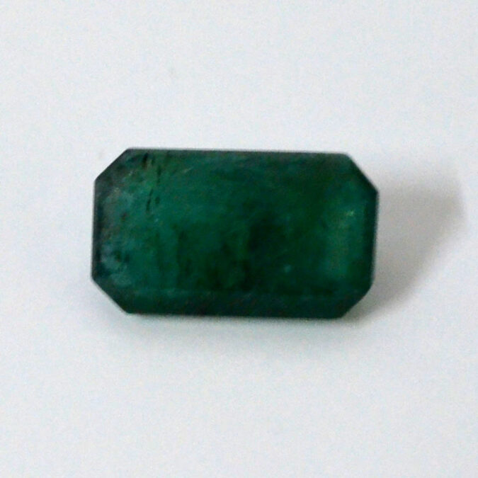 EMERALD 5.61 Ct. EMERALD 5.61 Ct.
