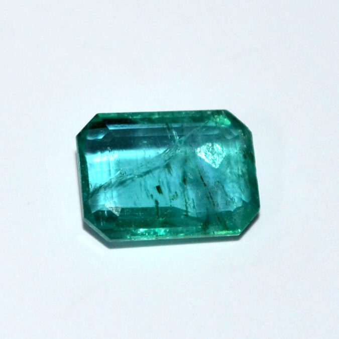 EMERALD 3.82 Ct. 1 EMR23473K 1 EMERALD 3.82 Ct.