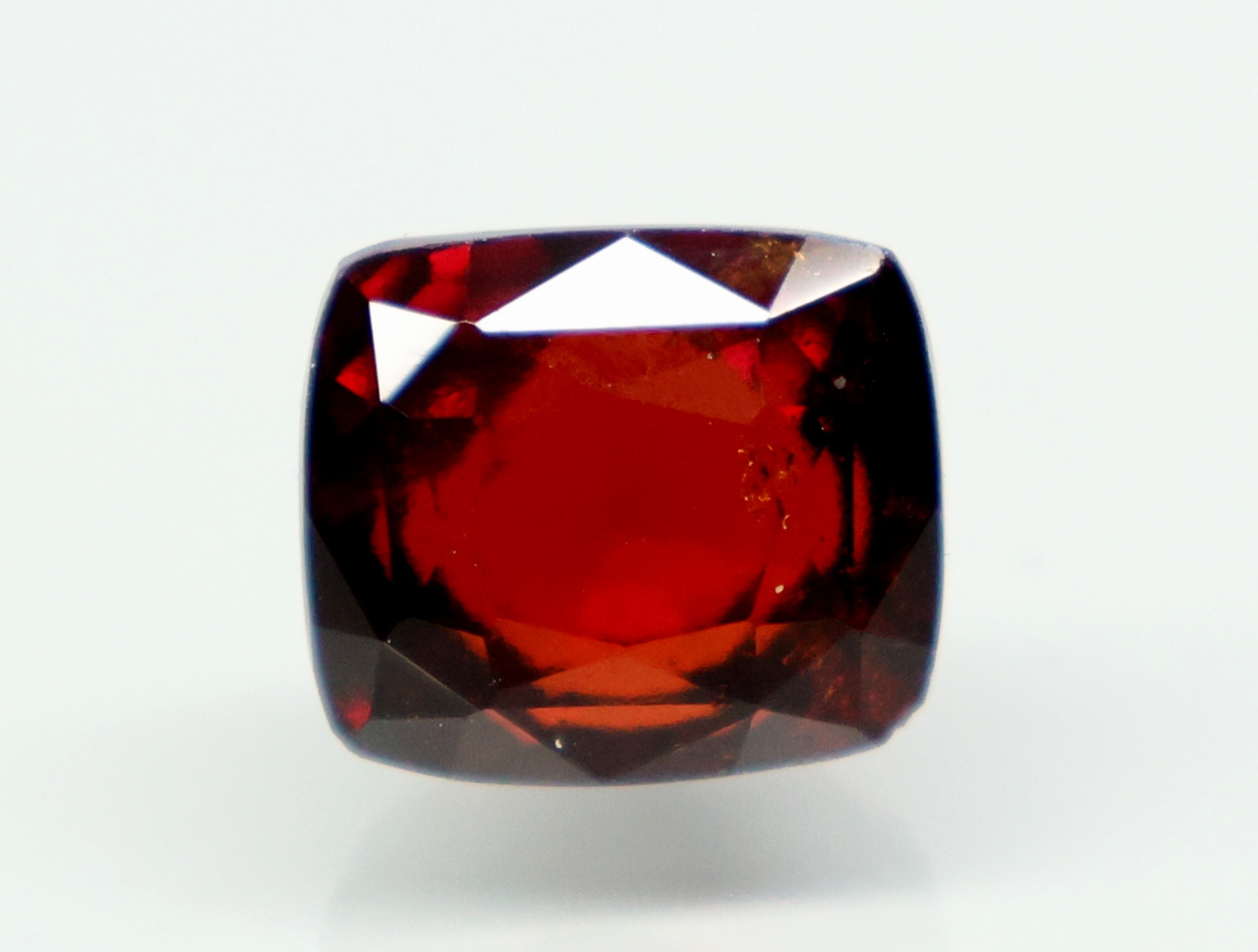 HESSONITE GOMED 9.44 Ct.