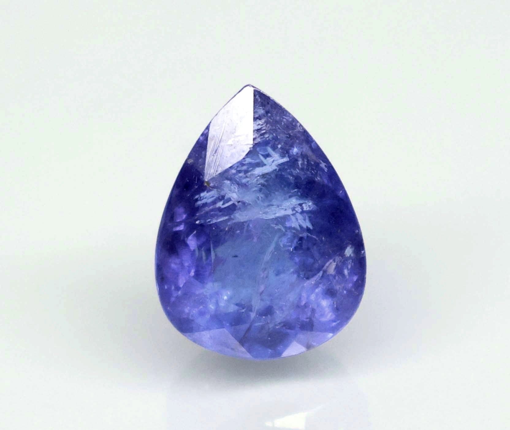 TANZANITE 6.91 Ct.