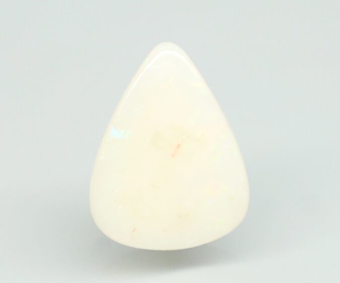 OPAL 4.04 Ct. OPAL 4.04 Ct.
