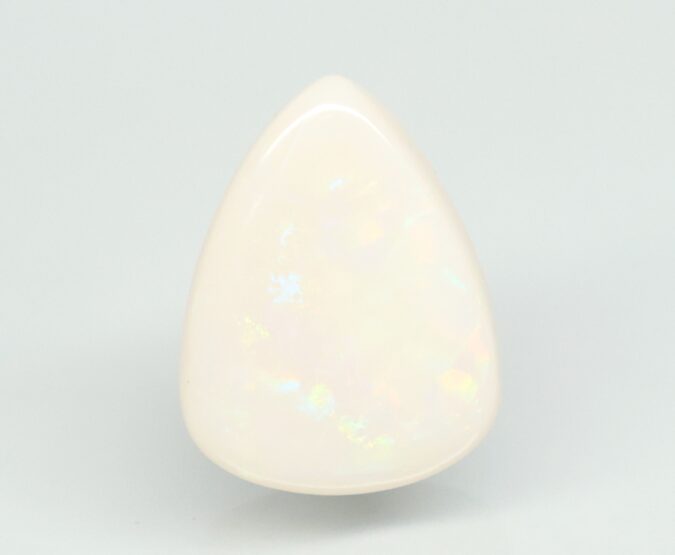 OPAL 5.61 Ct.