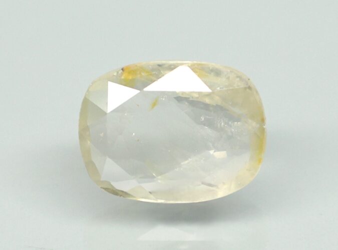 YELLOW SAPPHIRE 6.56 Ct.