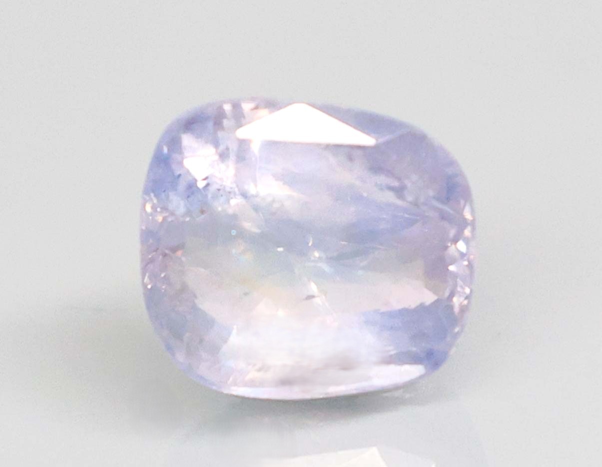 NATURAL SAPPHIRE 4.7 Ct.