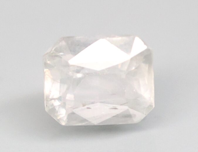 NATURAL SAPPHIRE 3.69 Ct. 1 SAP42032K 1 NATURAL SAPPHIRE 3.69 Ct.