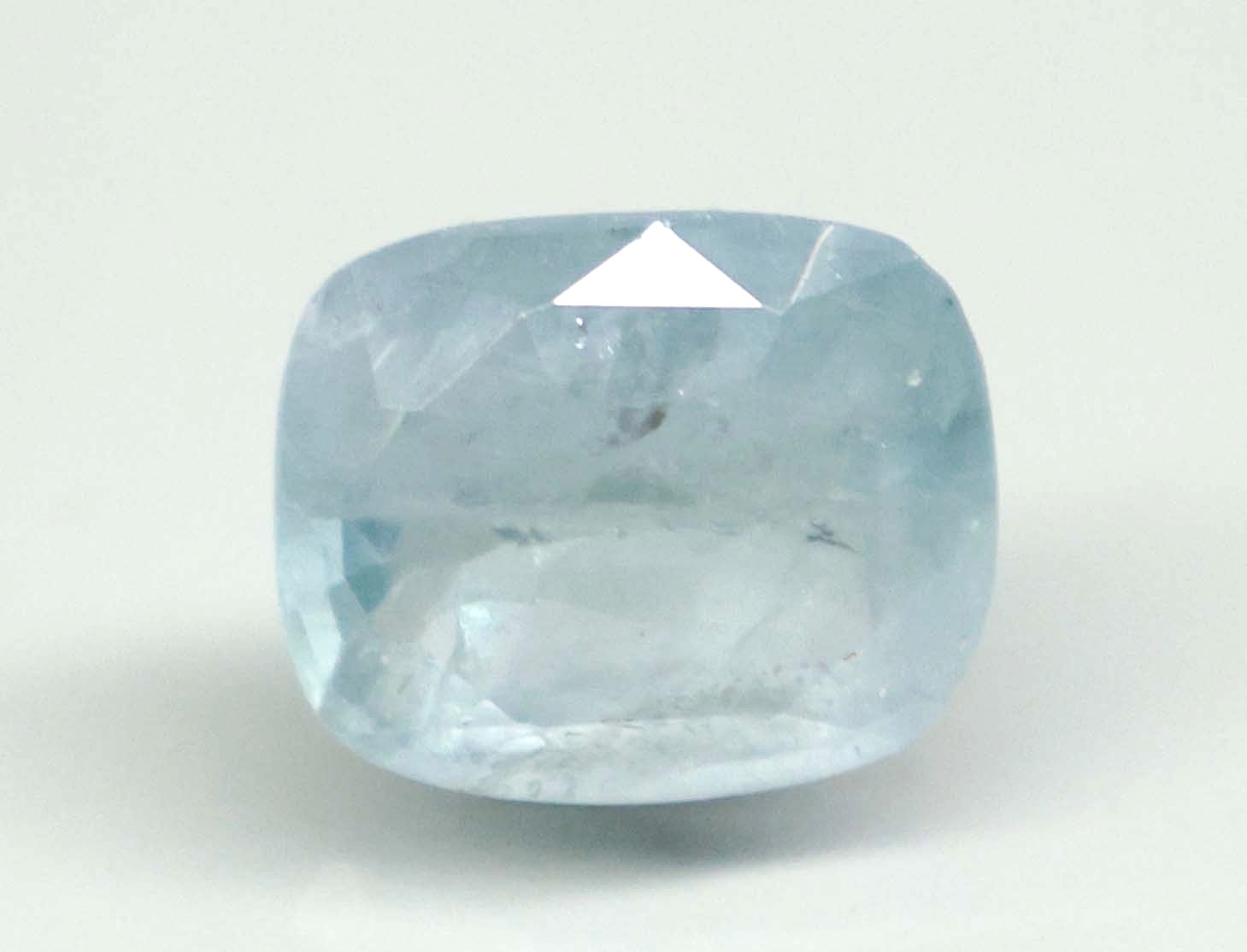 BLUE SAPPHIRE 5.16 Ct.