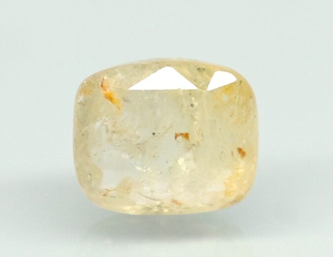 YELLOW SAPPHIRE 4.53 Ct. YELLOW SAPPHIRE 4.53 Ct.