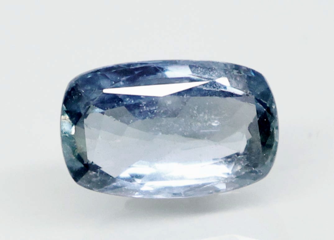 BLUE SAPPHIRE 4.49 Ct.