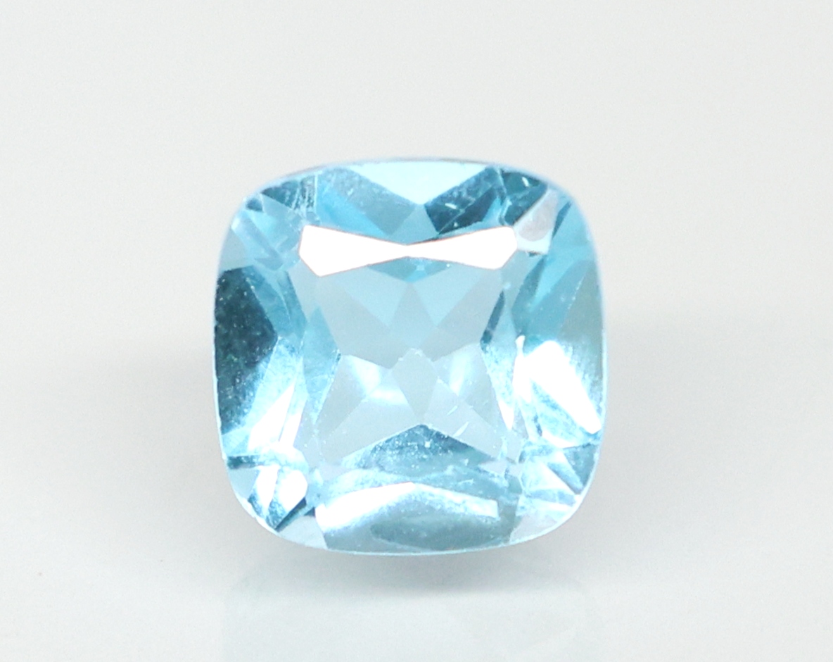 BLUE TOPAZ 5.89 Ct.