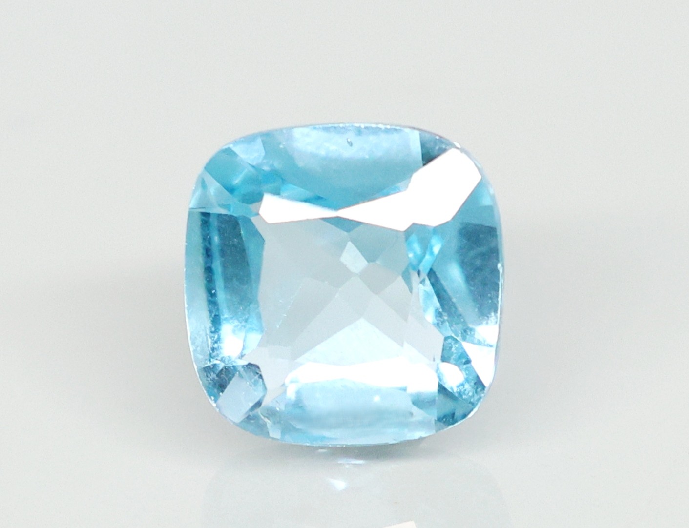 BLUE TOPAZ 6.18 Ct.