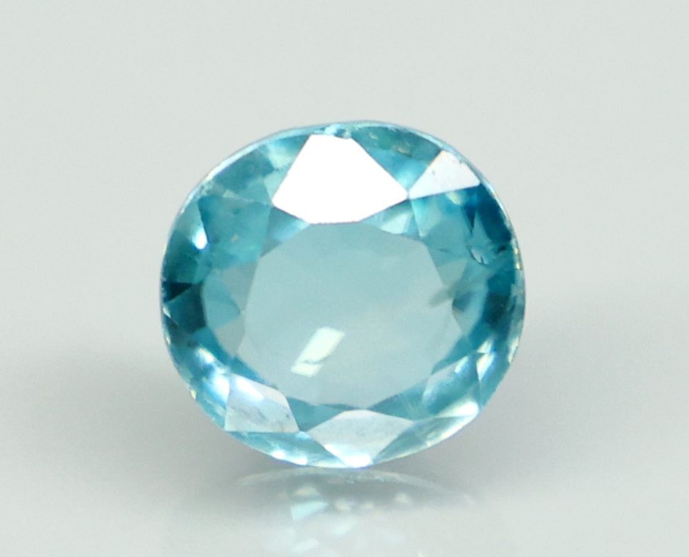 ZIRCON 4.08 Ct.