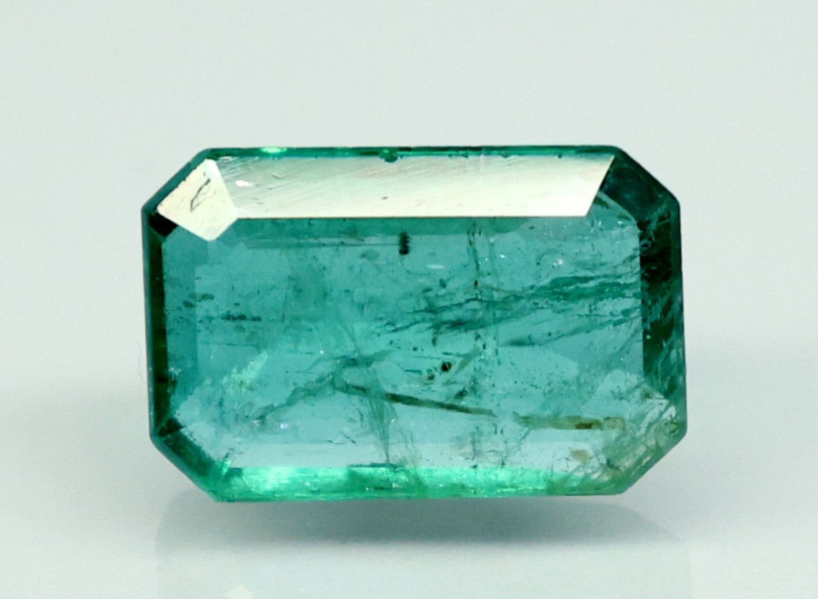 EMERALD 4.43 Ct.