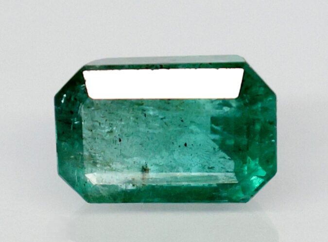 EMERALD 4.95 Ct. EMERALD 4.95 Ct.