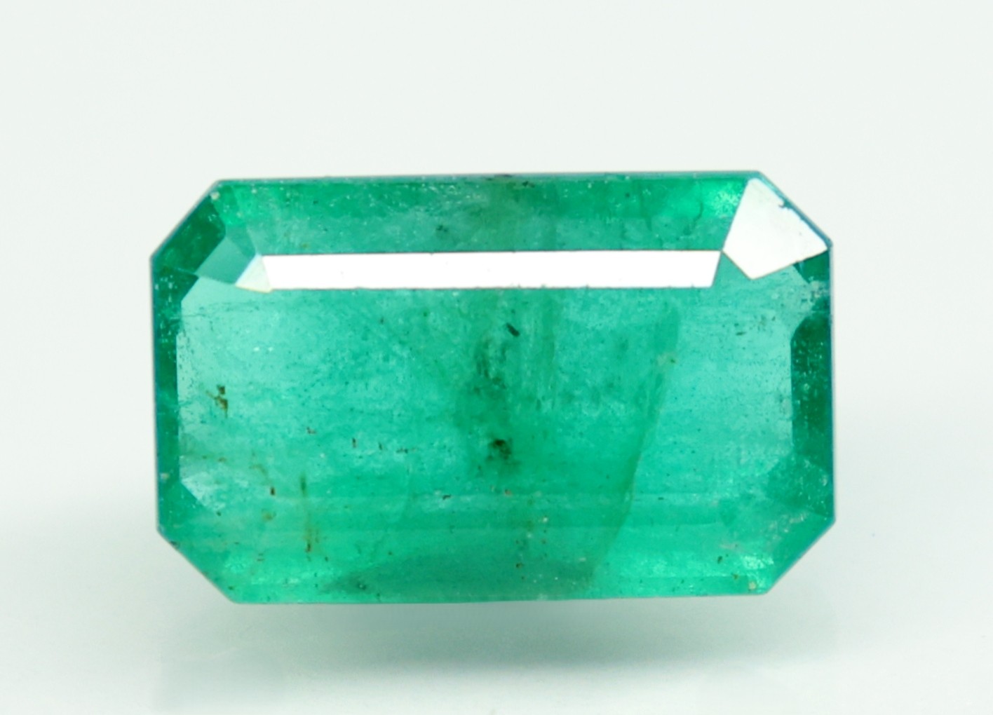 EMERALD 4.57 Ct.
