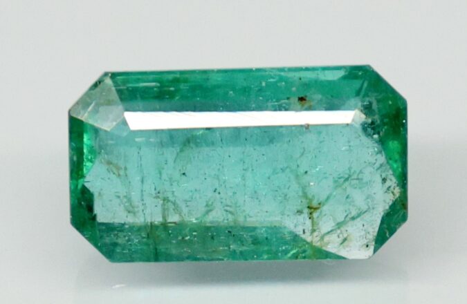 EMERALD 3.22 Ct. EMERALD 3.22 Ct.