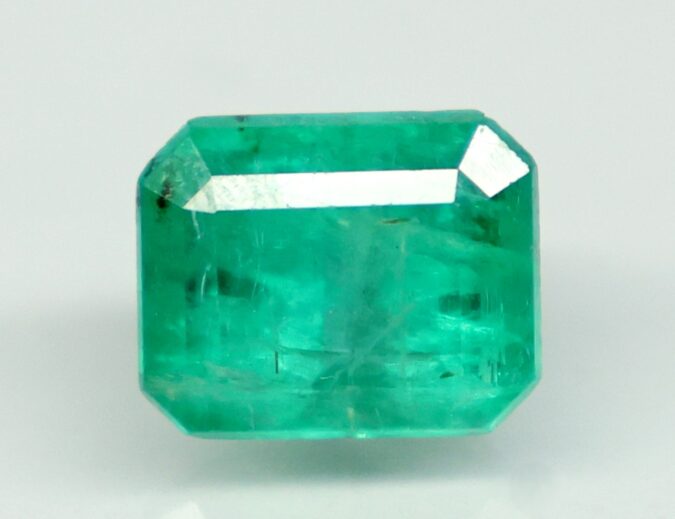 EMERALD 3.41 Ct. EMERALD 3.41 Ct.