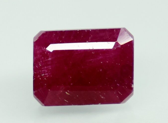 RUBY 3.86 Ct.