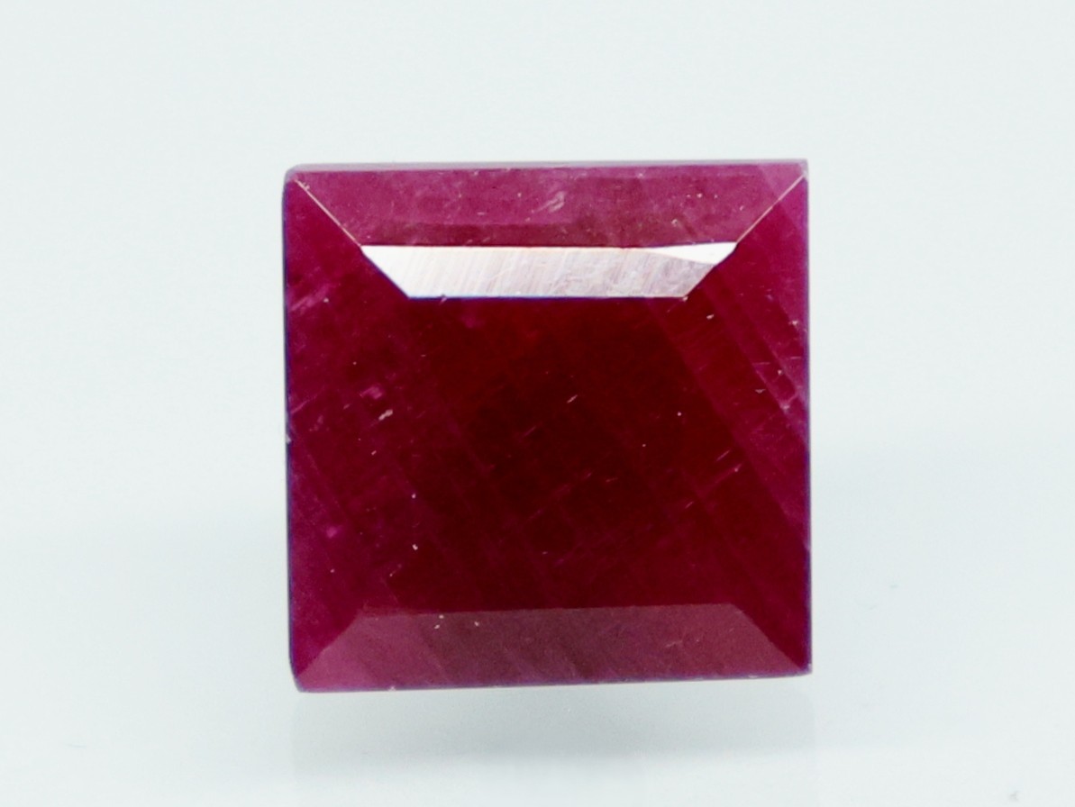 RUBY 3.84 Ct.