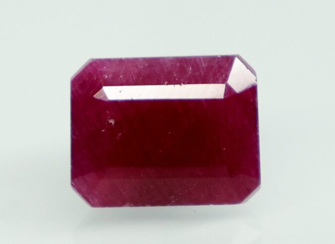 RUBY 5.69 Ct.
