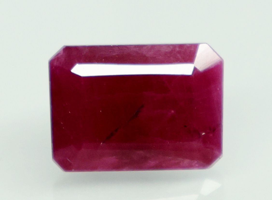 RUBY 4.88 Ct.