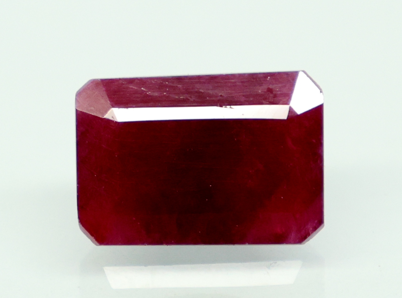RUBY 4.56 Ct.