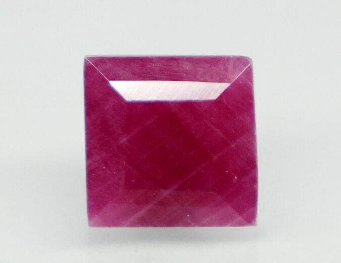 RUBY 3.27 Ct. RUBY 3.27 Ct.