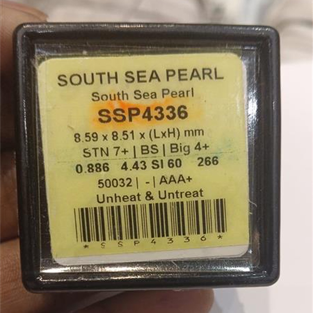Pearl (South Sea) 4.43 Ct.