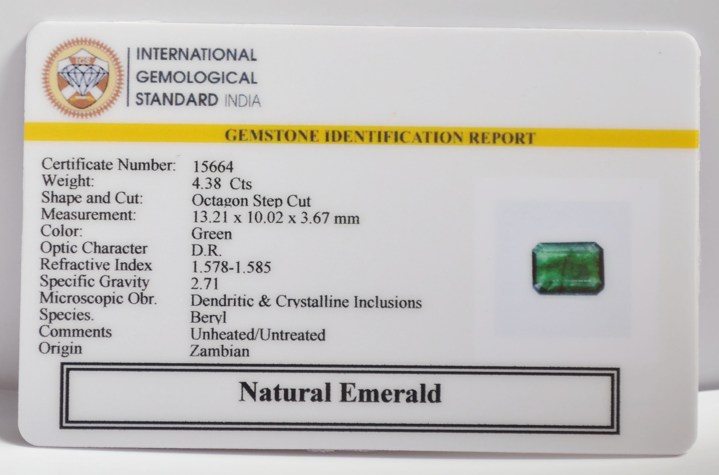EMERALD 4.38 Ct. EMERALD 4.38 Ct.