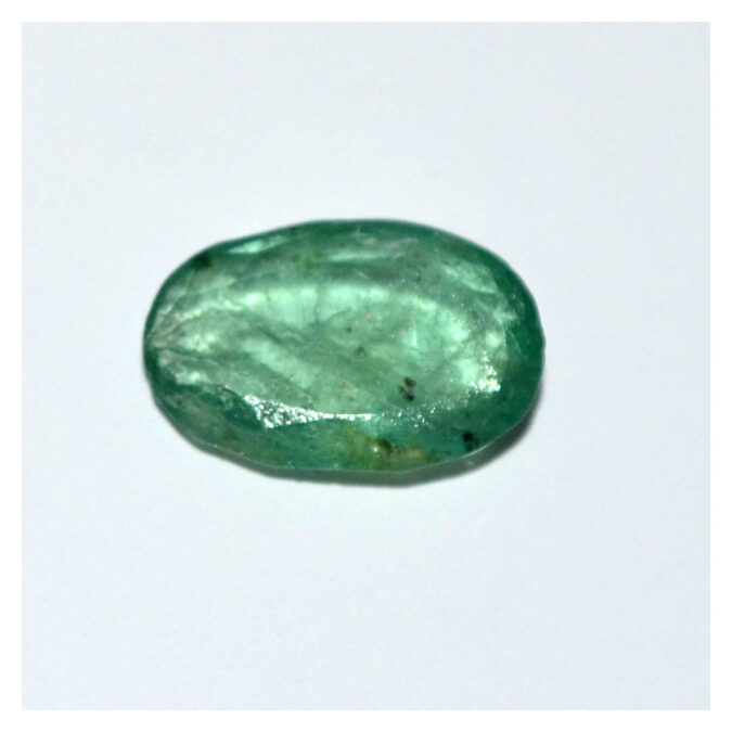 EMERALD 4.04 Ct.