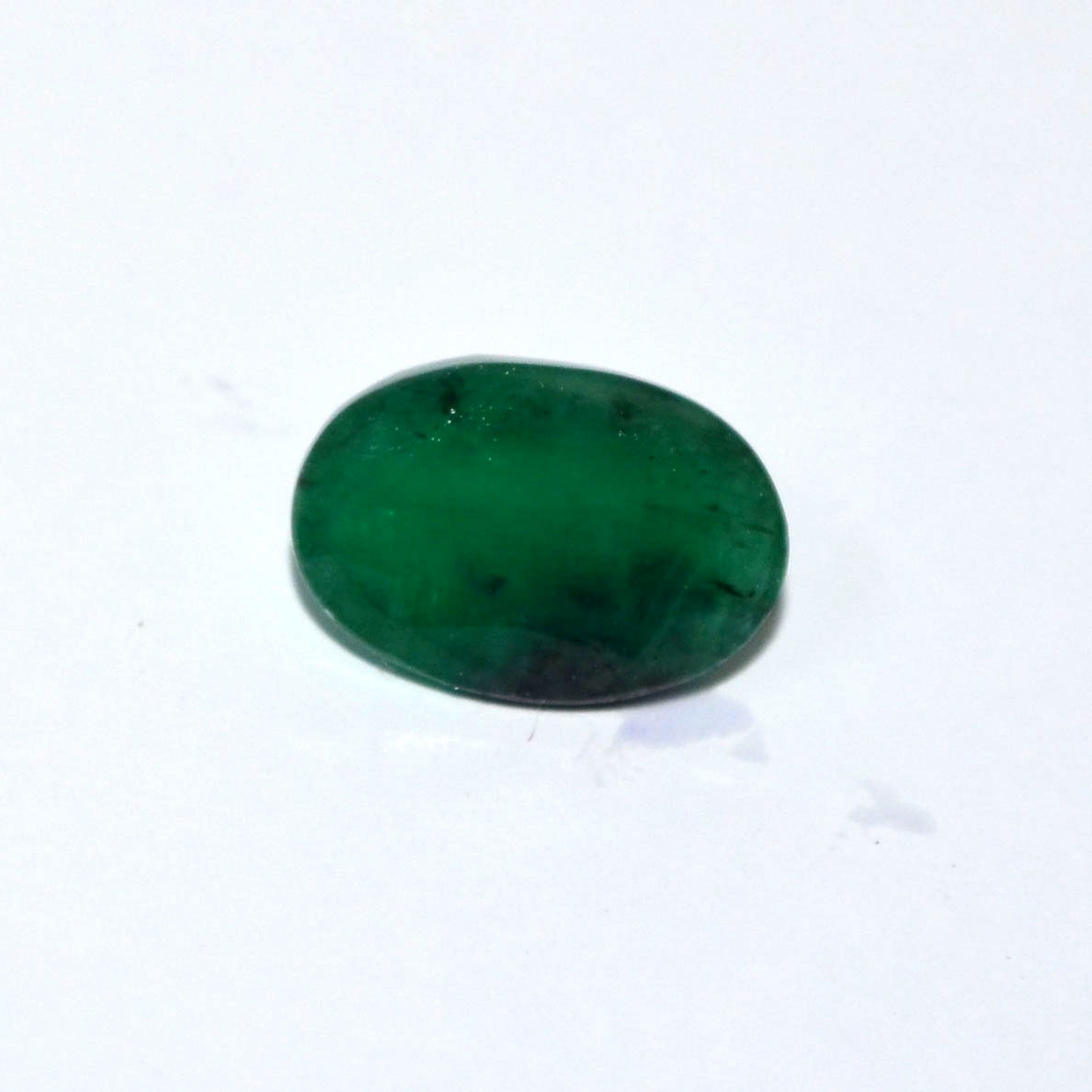 EMERALD 5.18 Ct. EMERALD 5.18 Ct.