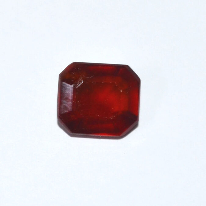 HESSONITE GOMED 4.08 Ct. HESSONITE GOMED 4.08 Ct.