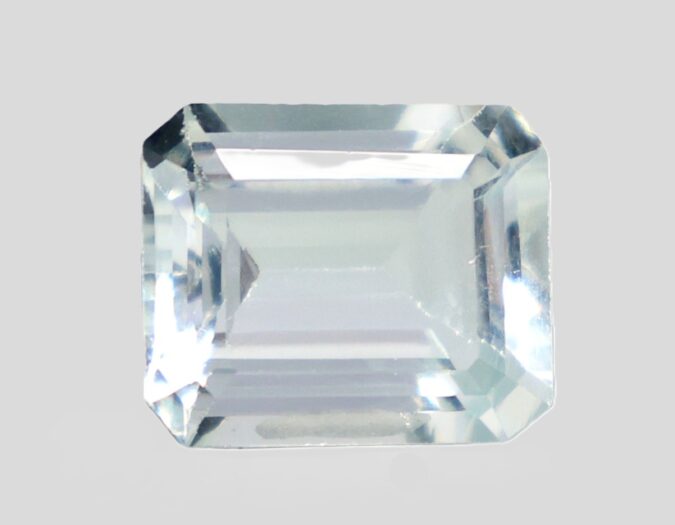 AQUAMARINE 4.05 Ct. AQUAMARINE 4.05 Ct.