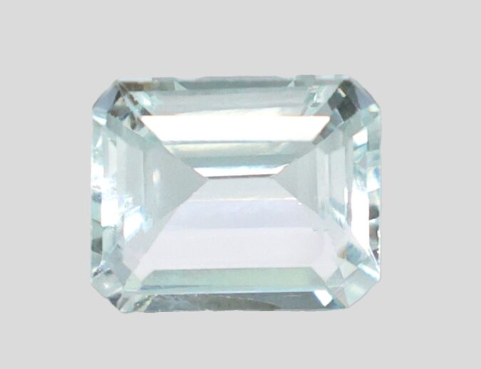 AQUAMARINE 3.78 Ct. AQUAMARINE 3.78 Ct.