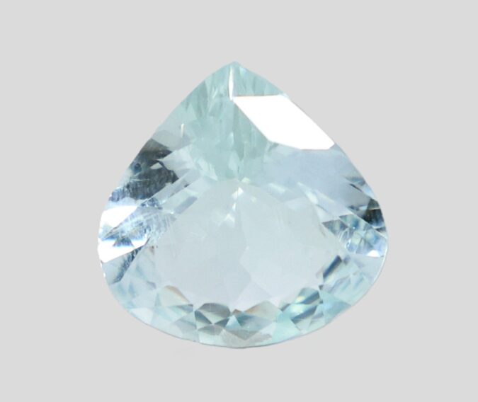 AQUAMARINE 3.89 Ct.