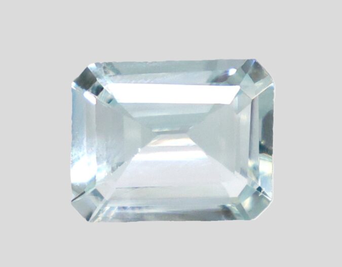 AQUAMARINE 3.66 Ct. AQUAMARINE 3.66 Ct.