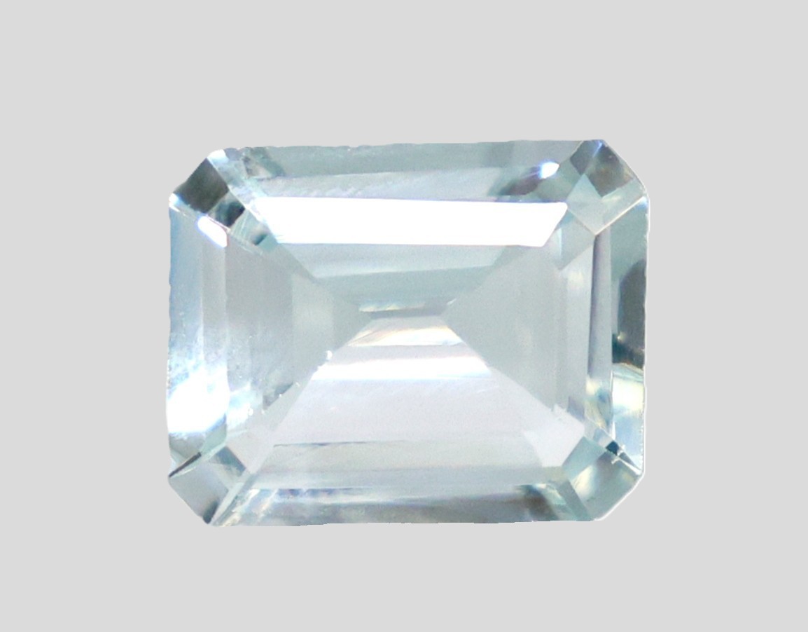 AQUAMARINE 3.66 Ct.