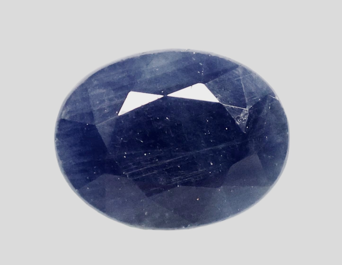 BLUE SAPPHIRE 10.65 Ct.