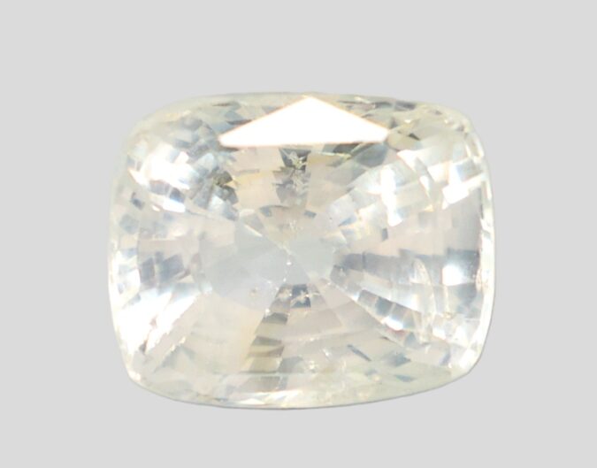 YELLOW SAPPHIRE 8.21 Ct.