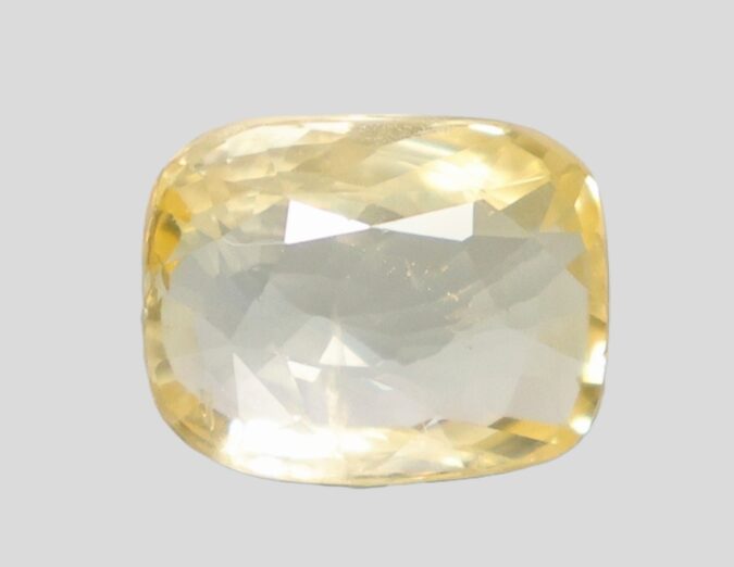 YELLOW SAPPHIRE 6.55 Ct. YELLOW SAPPHIRE 6.55 Ct.