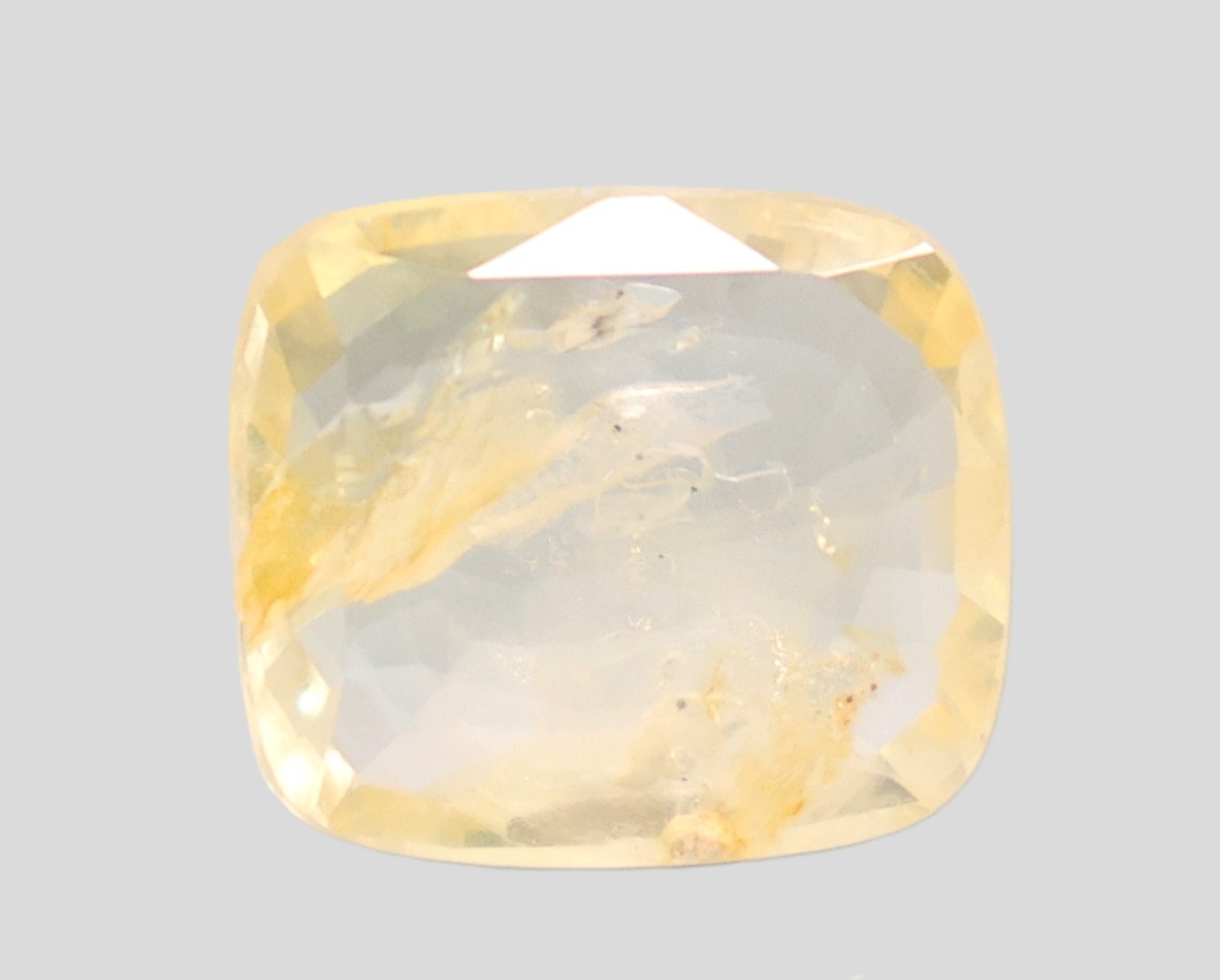 YELLOW SAPPHIRE 5.45 Ct. YELLOW SAPPHIRE 5.45 Ct.