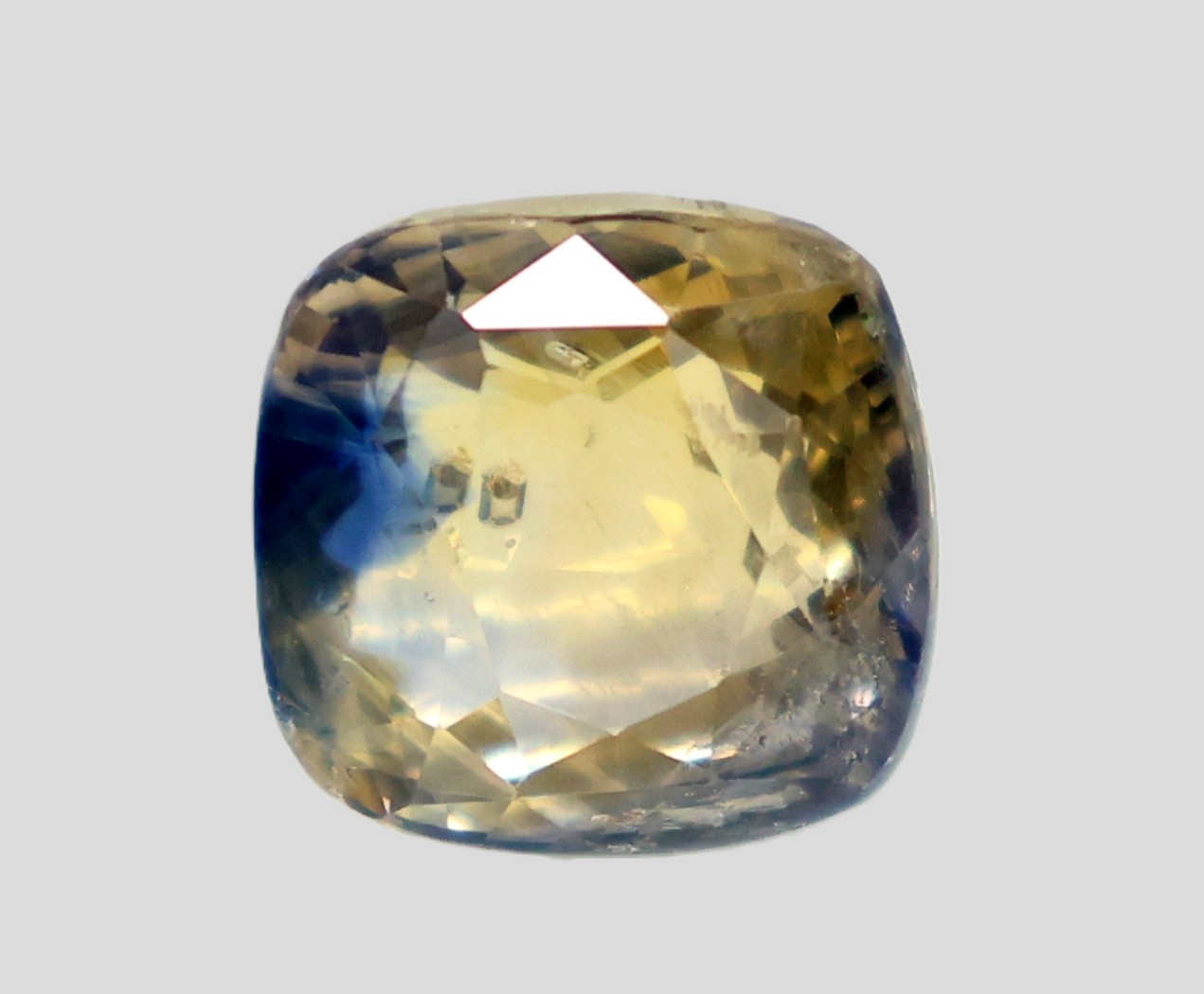 NATURAL SAPPHIRE 6.88 Ct. NATURAL SAPPHIRE 6.88 Ct.