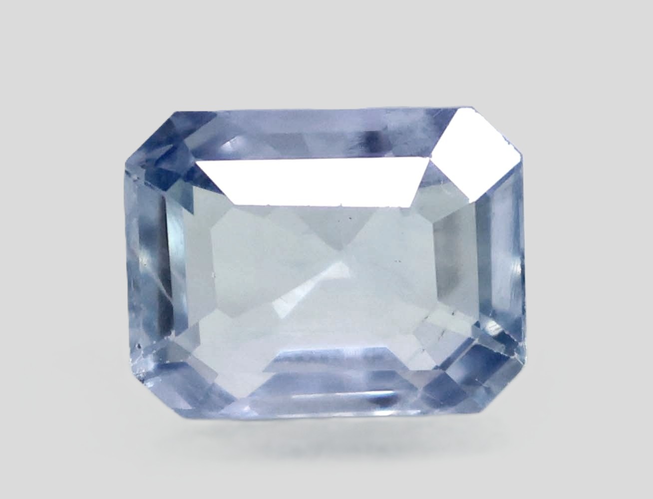 BLUE SAPPHIRE 7.22 Ct.