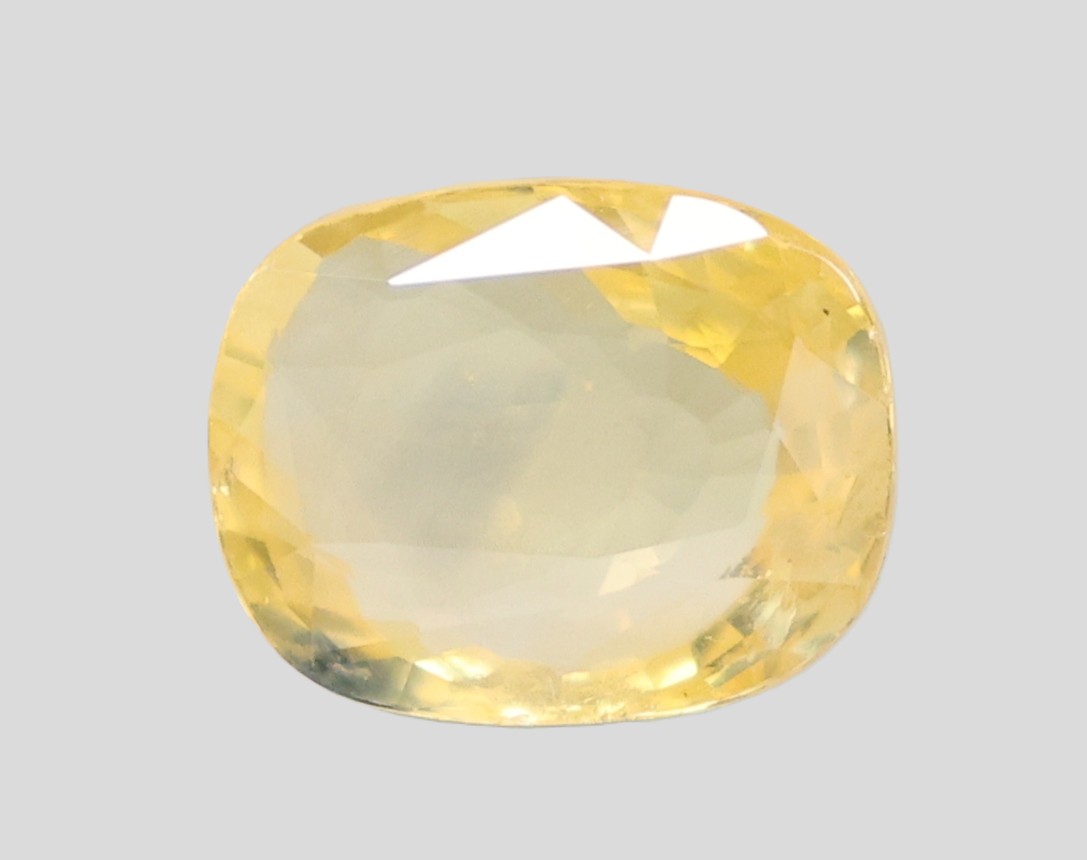 NATURAL SAPPHIRE 6.65 Ct. NATURAL SAPPHIRE 6.65 Ct.