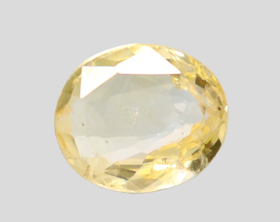 YELLOW SAPPHIRE 5.05 Ct. YELLOW SAPPHIRE 5.05 Ct.