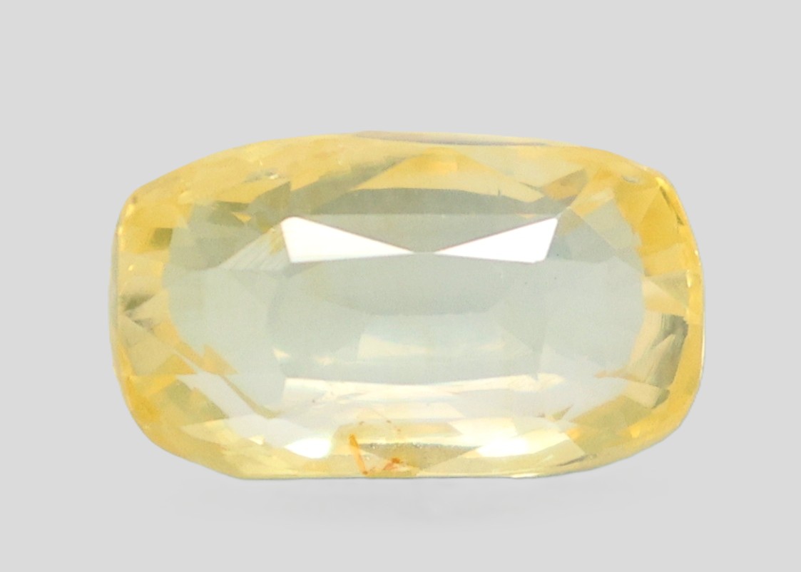YELLOW SAPPHIRE 6.57 Ct. YELLOW SAPPHIRE 6.57 Ct.