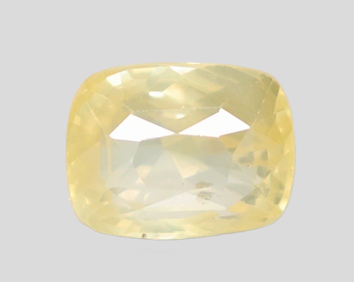 YELLOW SAPPHIRE 8.03 Ct. YELLOW SAPPHIRE 8.03 Ct.