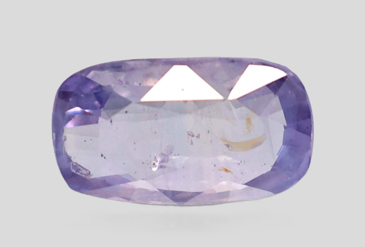 NATURAL SAPPHIRE 5.65 Ct. NATURAL SAPPHIRE 5.65 Ct.